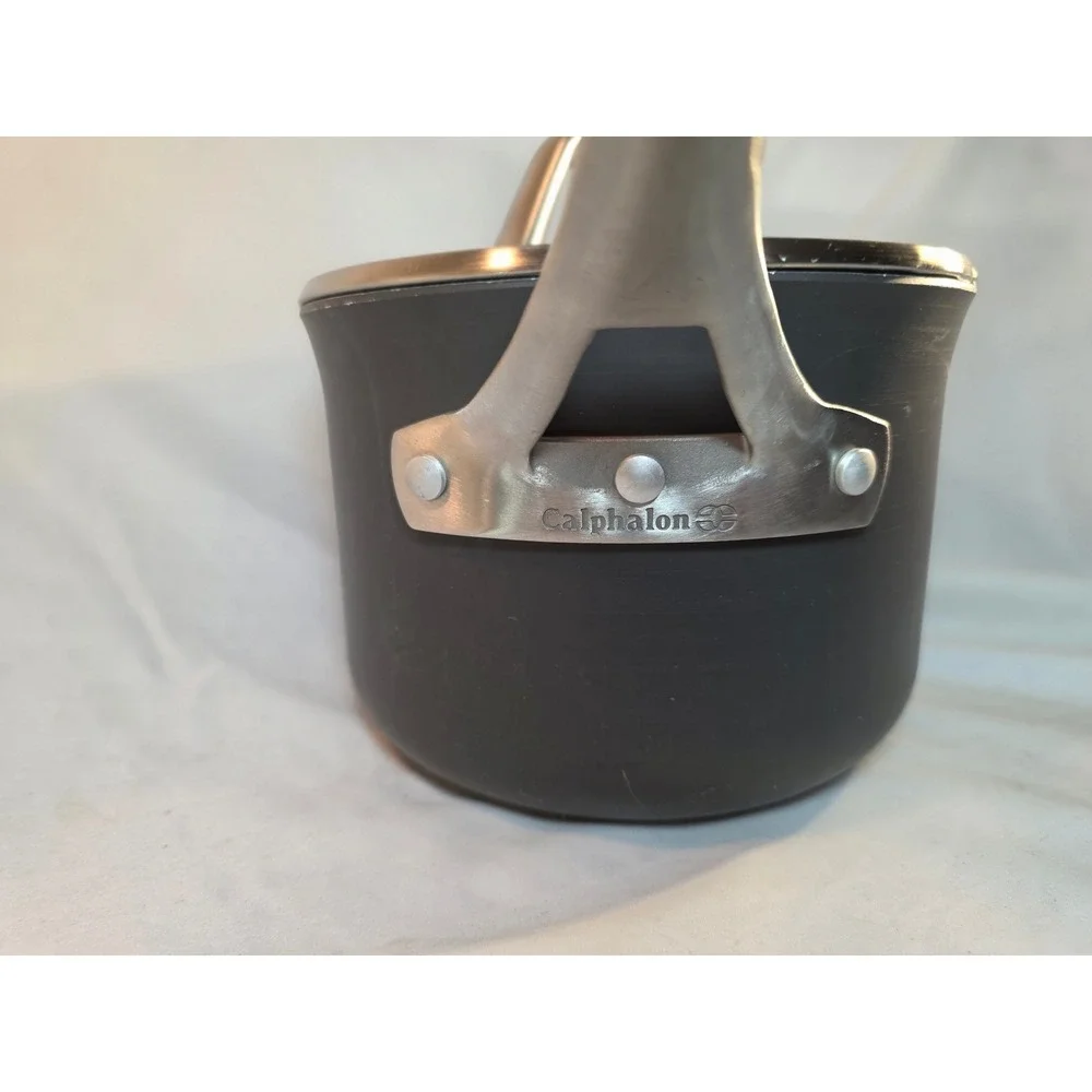 Calphalon Hard Anodized Nonstick Saucepan with Glass Lid Black 1.5 Quart Pot